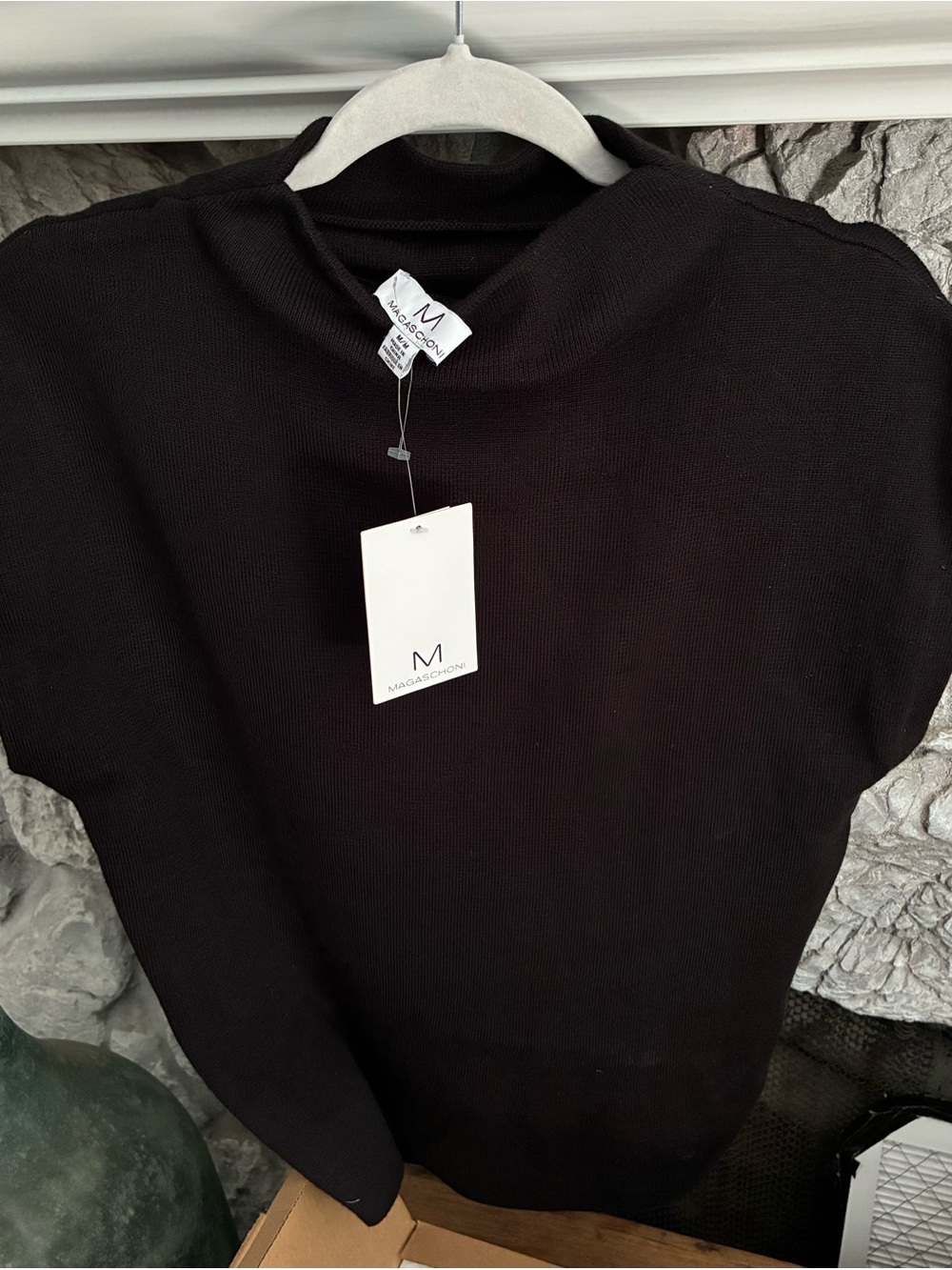 Magaschoni Women's cap-sleeve & mock neck black knit Ssweater
